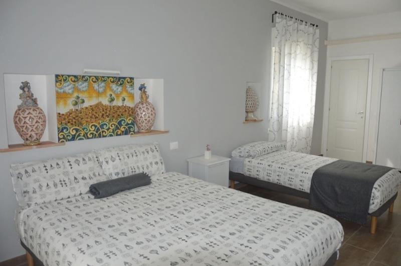 B&B Maison Blanche カルタジローネ エクステリア 写真